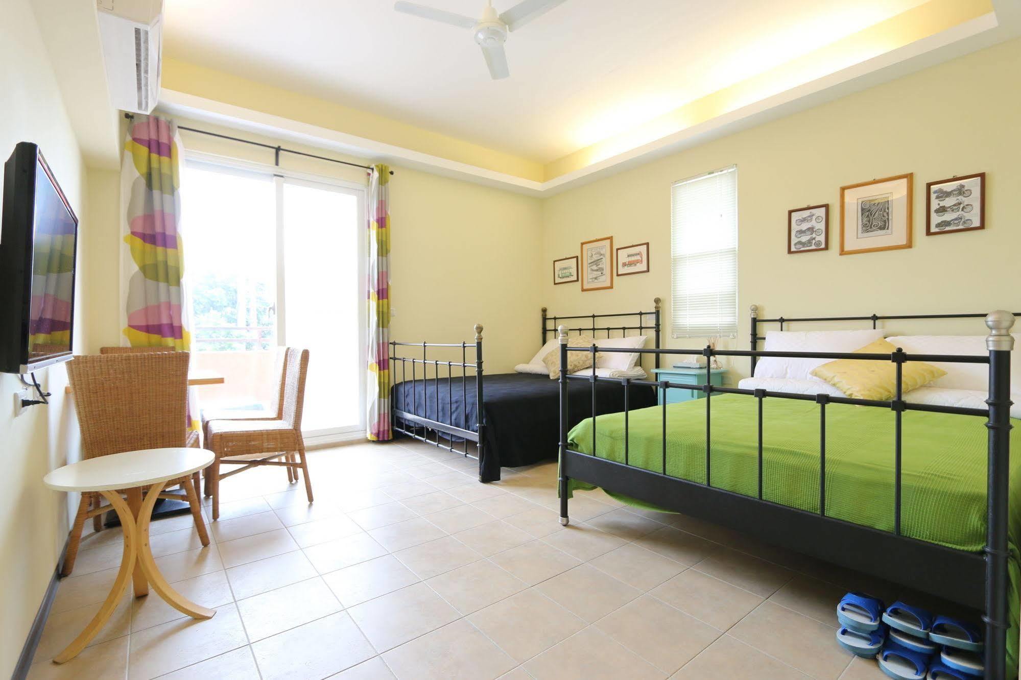 Lung Hill B&B Taitung Екстериор снимка