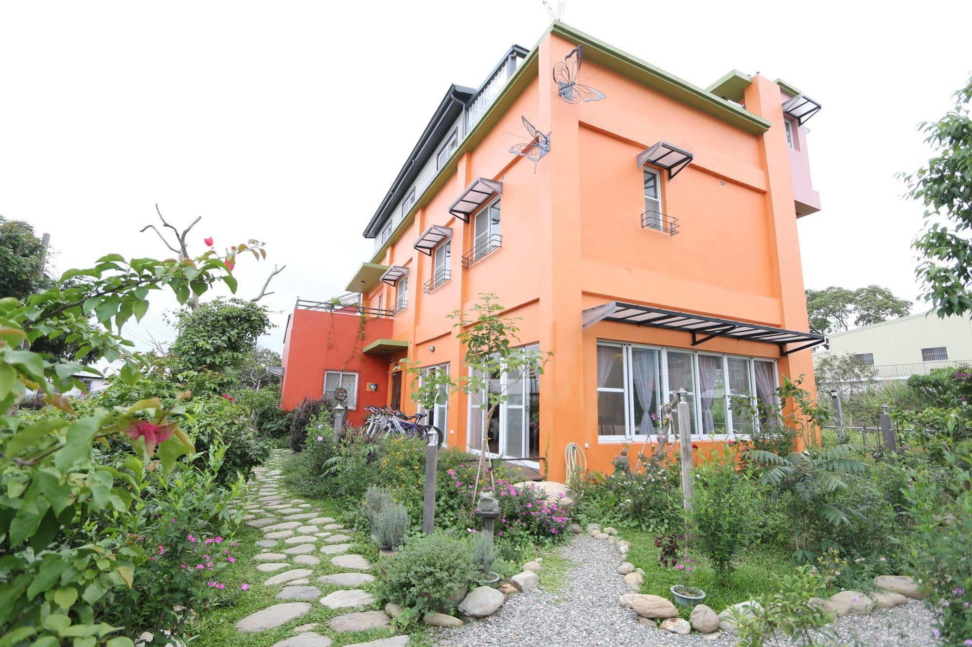 Lung Hill B&B Taitung Екстериор снимка