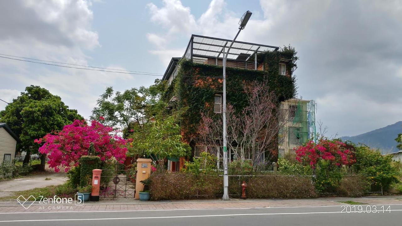 Lung Hill B&B Taitung Екстериор снимка